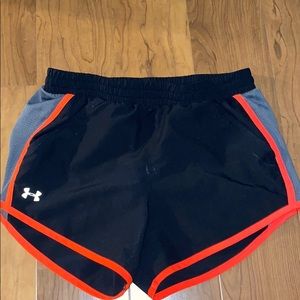 Under armor active shorts